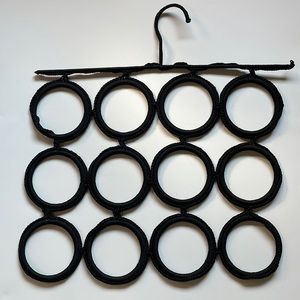 Scarf Hanger